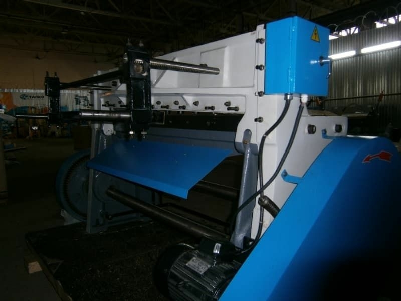Гильотина электромеханическая Metal Master ETG 1330