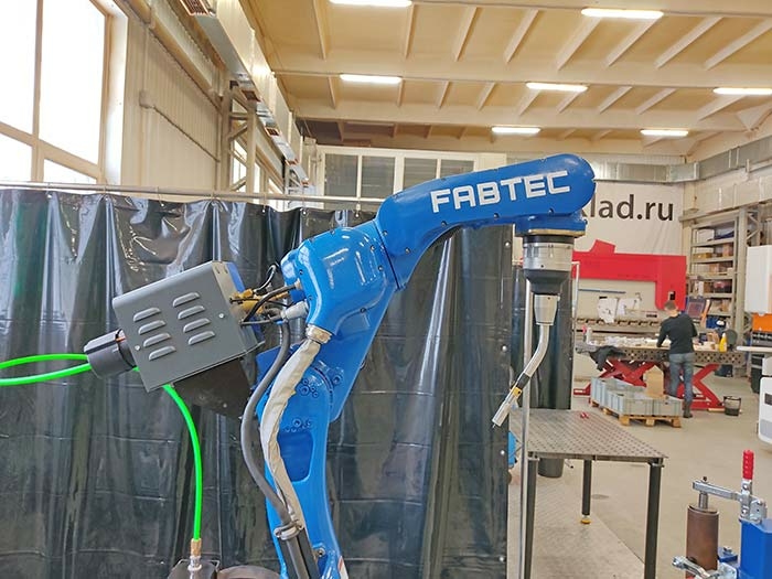 6-осевой сварочный робот AR18+