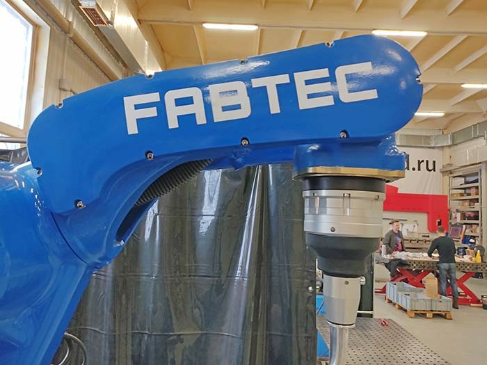 6-осевой сварочный робот AR18+