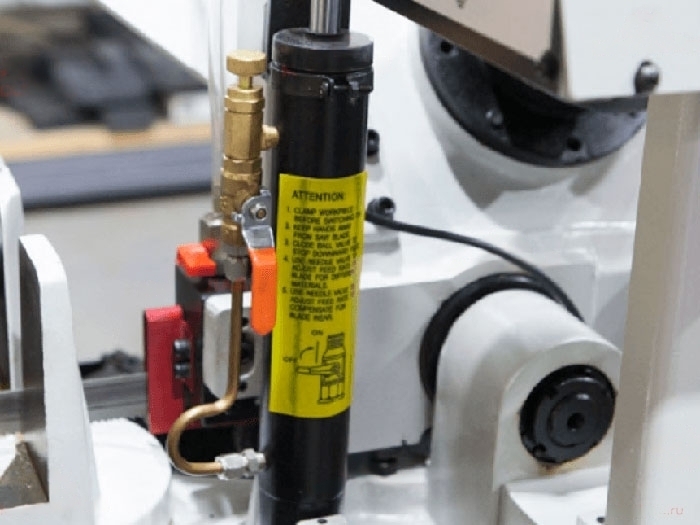 Ленточнопильный станок BS-260