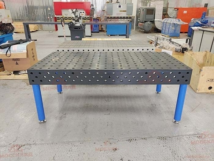 Сварочный стол 3*2*0.2 D28 (азотированный)