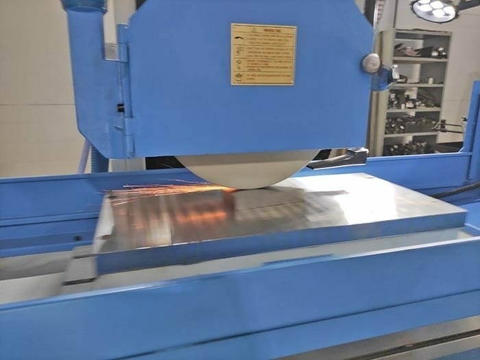 Плоскошлифовальный станок SGA3063AHD