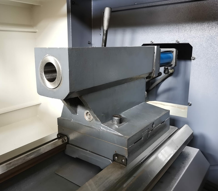 Токарный станок c ЧПУ с прямой станиной MetalTec NEXT 36x750