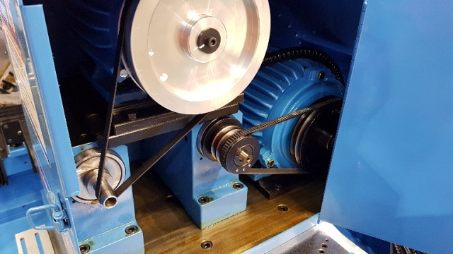 Универсальный круглошлифовальный станок Spitzen SUG-50NC2