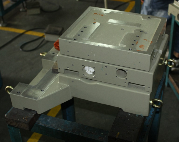 Универсальный круглошлифовальный станок Spitzen SUG-50NC