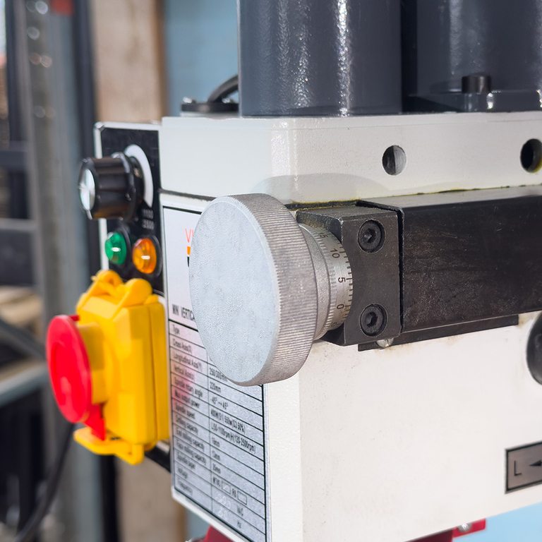 Фрезерный станок Visprom FPV-25LP (38900000)