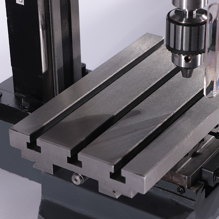 Фрезерный станок по металлу Proma FPX-20E