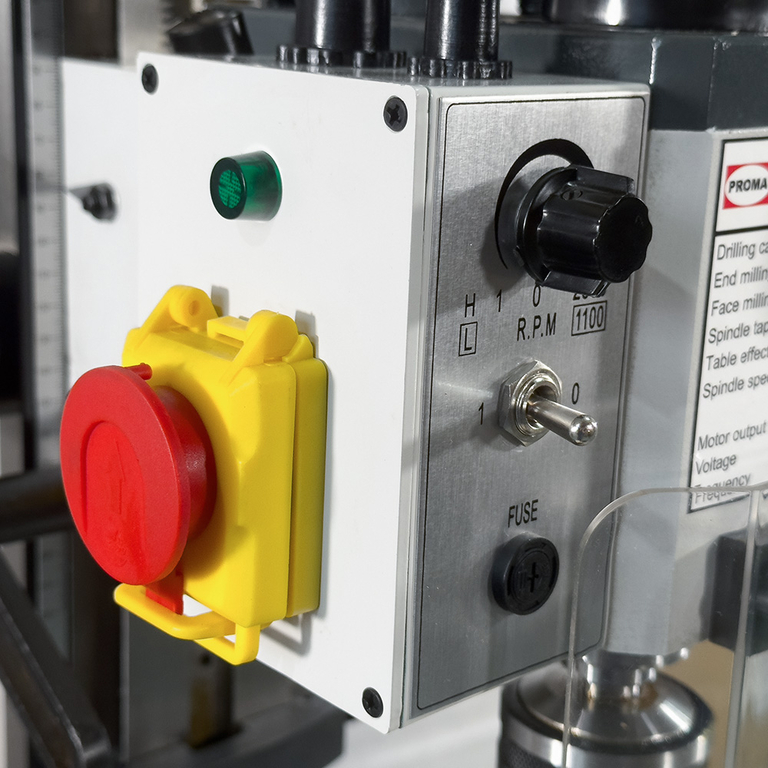 Универсальный вертикально-фрезерный станок Proma FPX-25 E