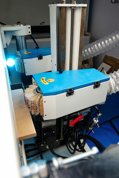 Автоматический кромко-шлифовальный станок KDT S-К2S2W2-S