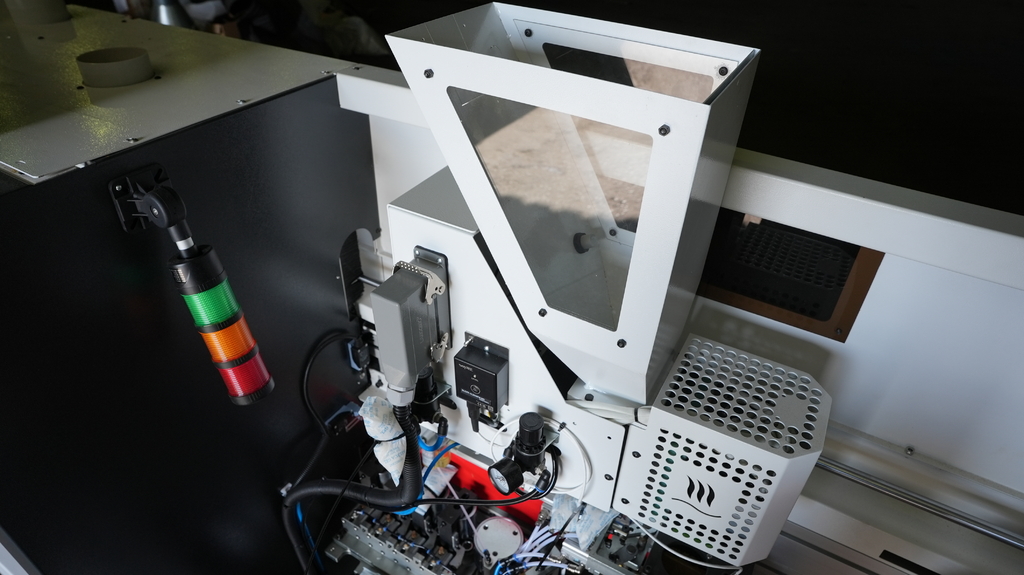 Кромкооблицовочный автоматический станок ALTESA SUPERSET NC 5650RF SERVO