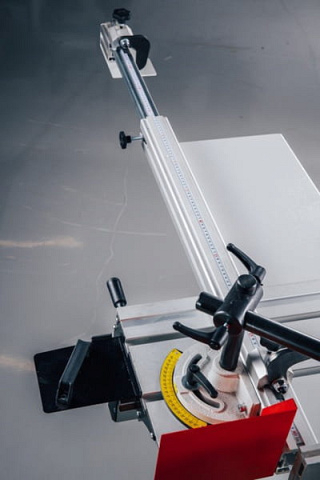 Фрезерный станок со сменными шпинделями OSTERMANN Т 1002L Digit