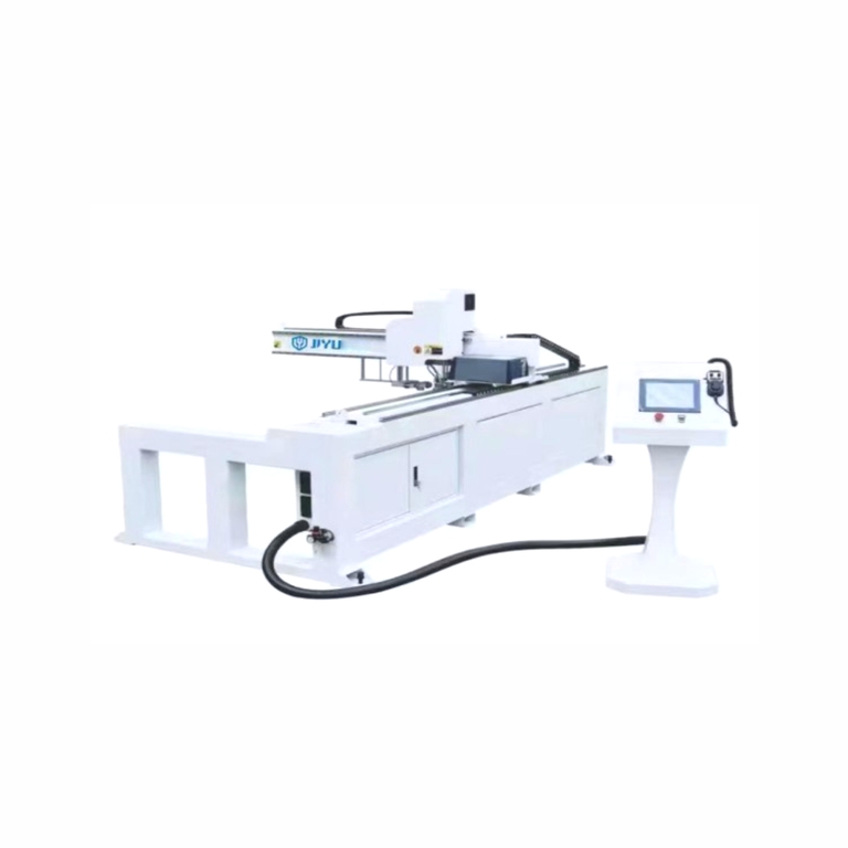 Фрезерный станок с ЧПУ CH1-12TL