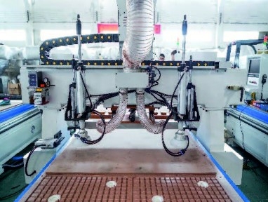 Фрезерный станок с ЧПУ CH1-12TL