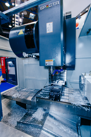 Фрезерный обрабатывающий центр SPECTR SVL-1370