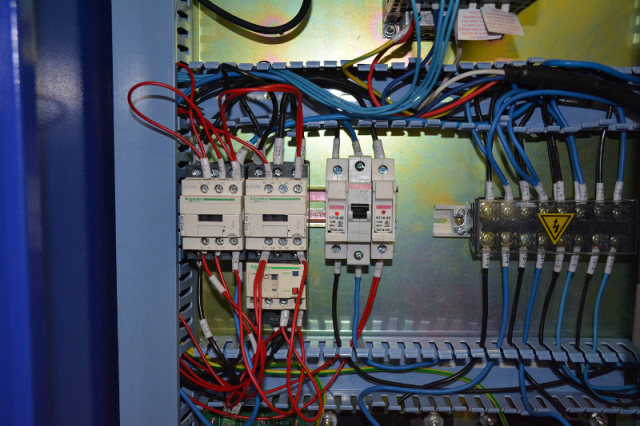 Фрезерный станок с ЧПУ Beaver 9AT2