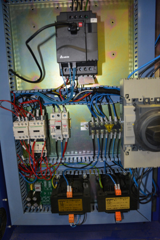 Фрезерный станок с ЧПУ Beaver 9AT2