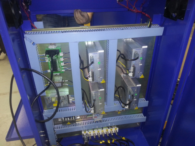 Фрезерный станок с ЧПУ Beaver 9AT2