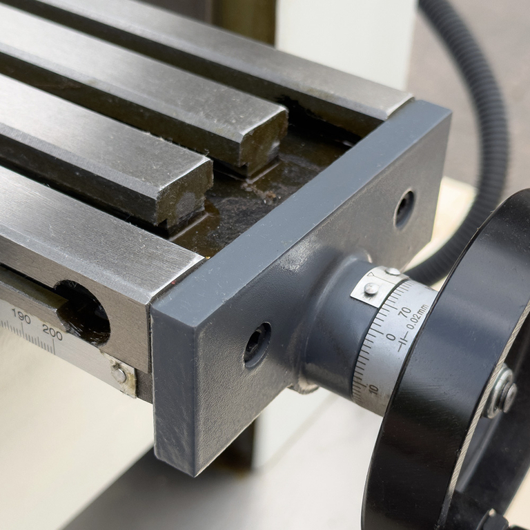 Универсальный фрезерный станок Proma FVV-30