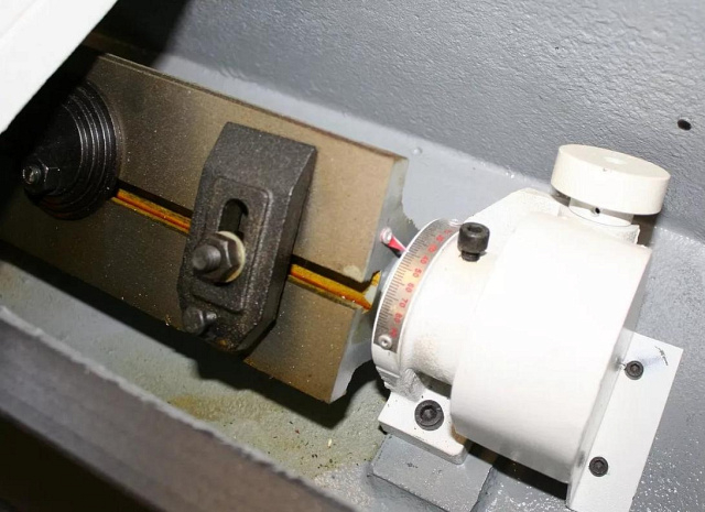 Станок для заточки строгальных ножей IRONMAC 1000A