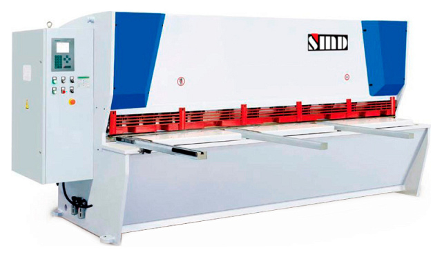 Гидравлические гильотинные ножницы с ЧПУ SMD LGSK 16x2500