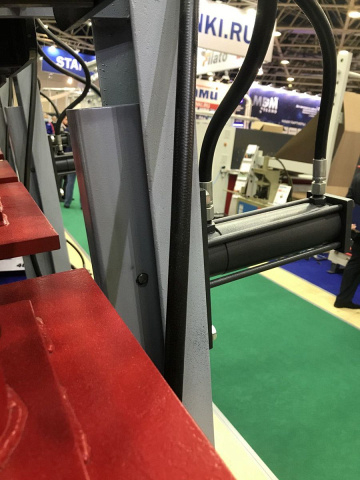 Прессы гидравлические для бруса IRONMAC Press 250/H 250/6H