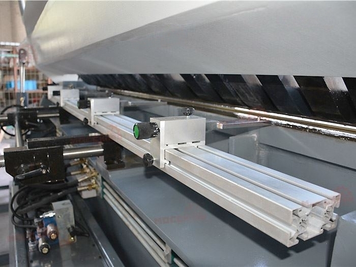 Гидравлический листогиб W62Y 2500x4.0