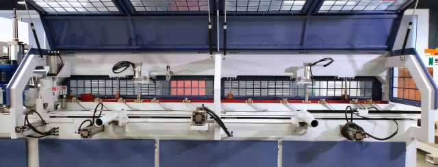 Автоматические прессы для сращивания по длине Beaver 6000А/160