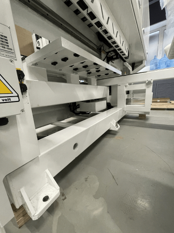 Сверлильно-присадочный центр с ЧПУ Nanxing NСB612S