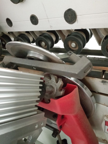 Кромкошлифовальные станки проходного типа EcoWood серии XSDLW X1S2D2L2W2 SERVO