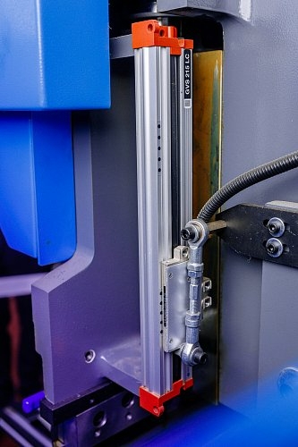 Листогибочный пресс MetalTec HBС 135/3200 4+1 ЧПУ МТ-15