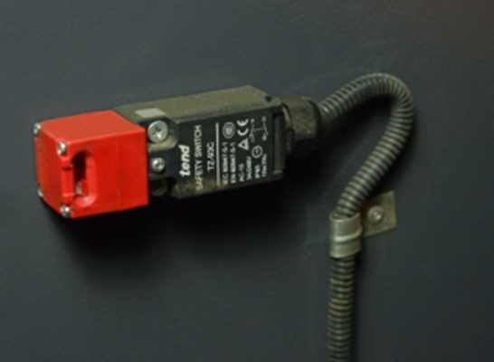 Вертикальный листогибочный пресс Metal Master серии HPJ 32125 с ЧПУ E22