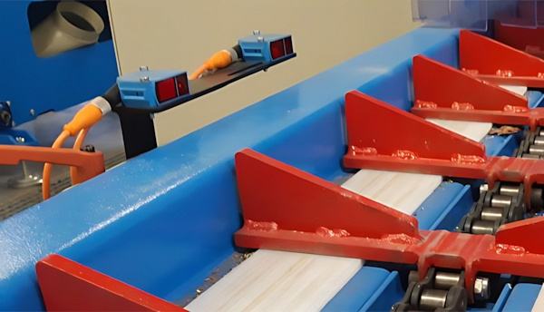 Автоматический торцовочный станок для бревен Walter PK-1300