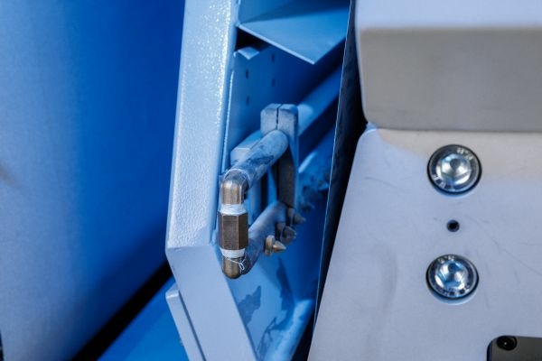 Автоматический плоскошлифовальный станок QcmacSAF1300B-3