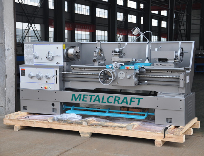 Токарно-винторезный станок MetalCraft 16К20-1000