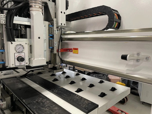 Сверлильно-присадочный центр с ЧПУ Nanxing ND712DTL