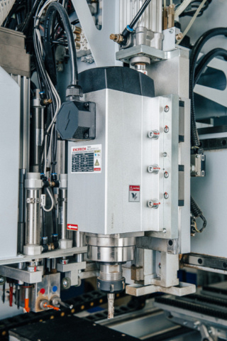 Сверлильно-присадочный центр с ЧПУ Beaver SWIFT Turbo PRO 1200-3HE