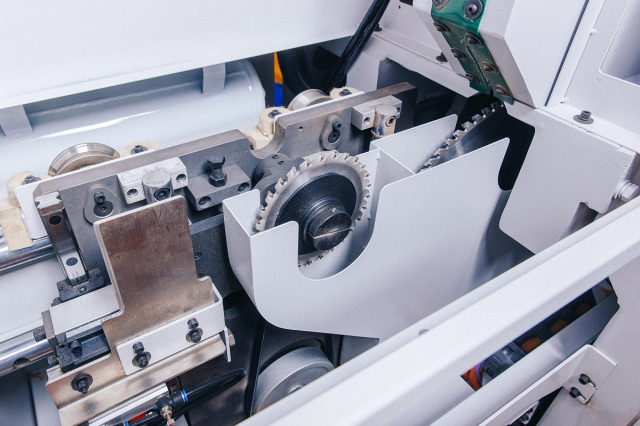 Форматно-раскроечный центр с ЧПУ Filato HP 380