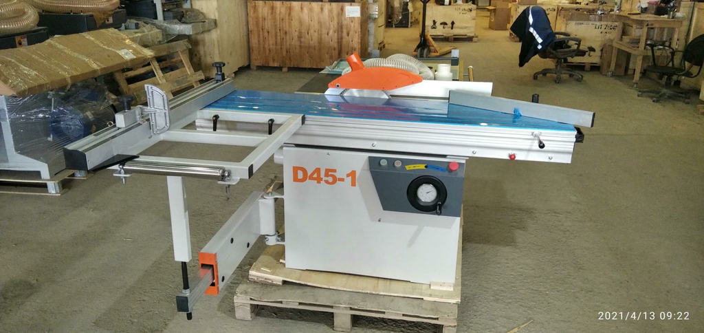 Форматно-раскроечный станок Ltt D45 (Каретка 1600мм)