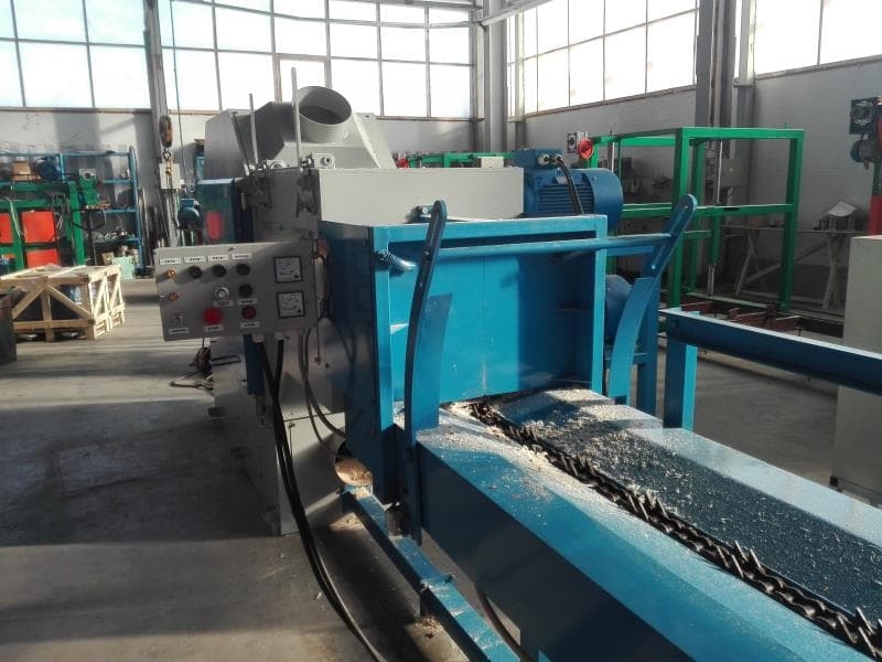 Станок дисковый двухвальный бревнопильный  с цепной подачей СБЦ- 480