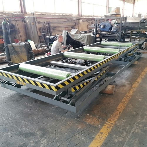 Подъемный гидравлический стол 4 т