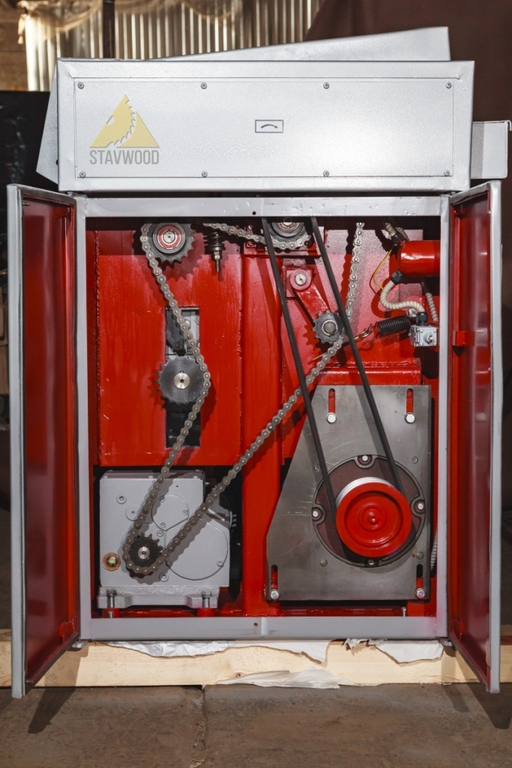 Рейсмусовый станок СР8-2 с редуктором подачи INNOVARI (Италия), частотным преобразователем Delta (Италия), электродвигателем АИР100