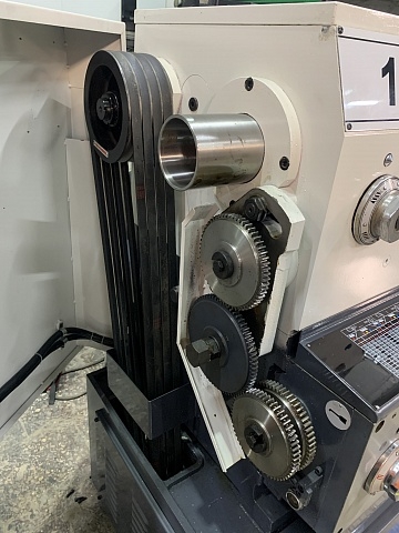 Токарно-винторезный станок 16К25/2000