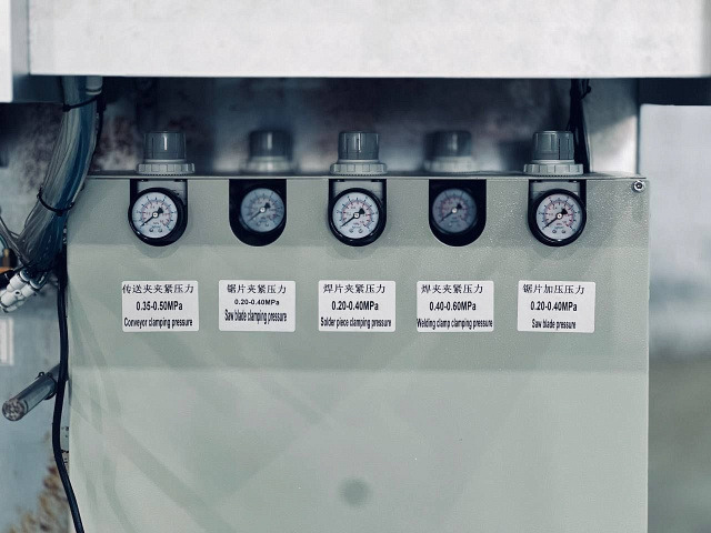 Автоматический станок для напайки твердосплавных пластин на зубья дисковых пил HZ800