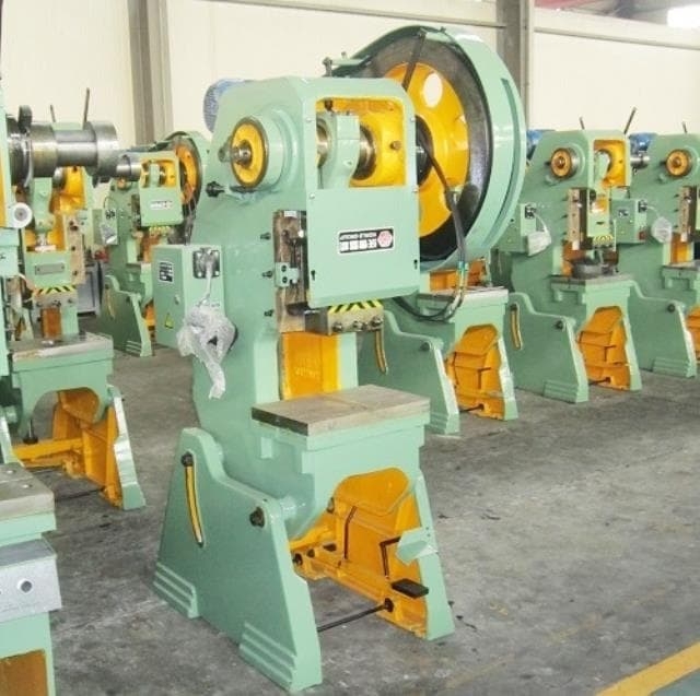 Однокривошипный пресс простого действия Yangli Group J23-25D