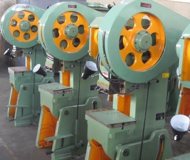 Однокривошипный пресс простого действия Yangli Group JС23-80D