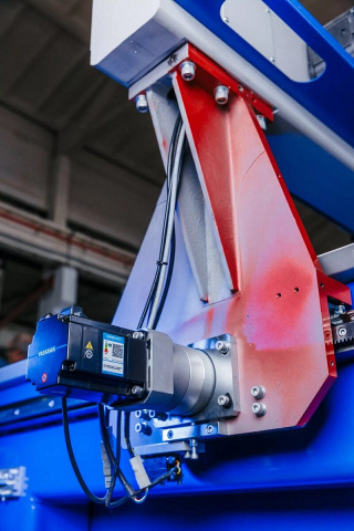 Фрезерный станок с ЧПУ Beaver 25AVLT8-Z600L