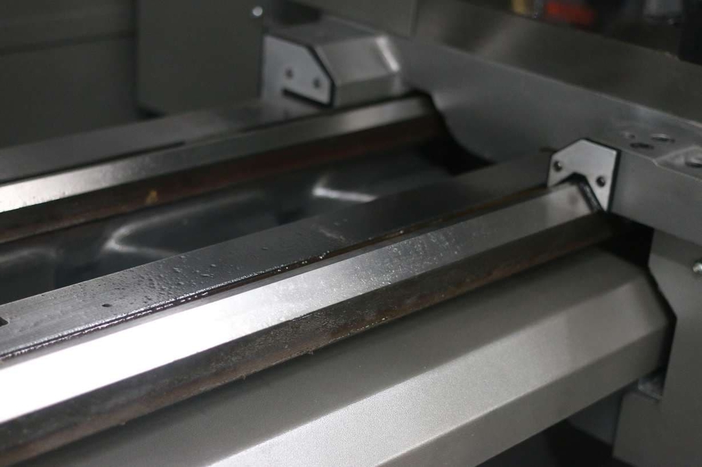 Токарный станок JCK-1830 CNC c ЧПУ Siemens 808DA (JCK-1830 CNC)