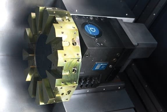 Токарный станок  JCK-28S CNC ЧПУ SIEMENS 828D (JCK-28S CNC)