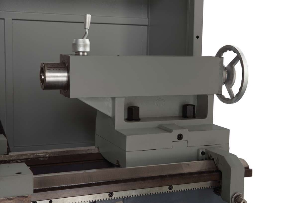 Токарный станок JCT-32 CNС РМЦ 1500 мм (JCT-321500 CNС)