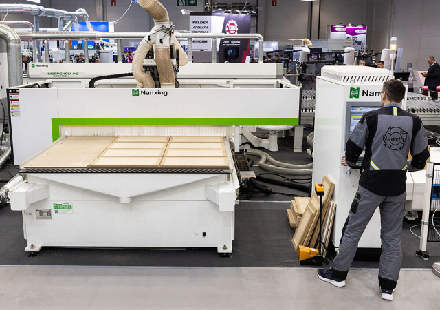 Обрабатывающий центр с ЧПУ Nanxing NCG3021